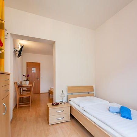 Hotel Waitz -Self Check In Unterwaltersdorf Εξωτερικό φωτογραφία